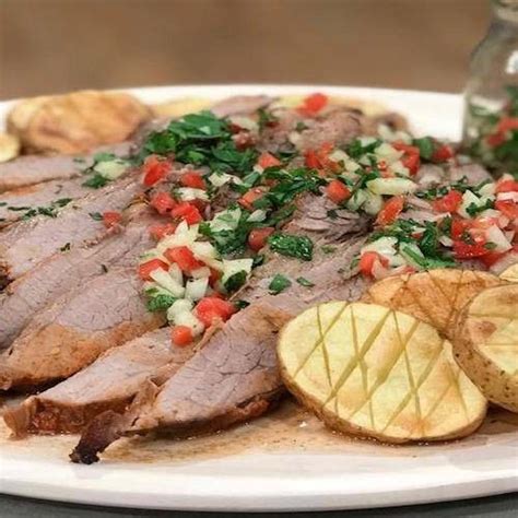 Vacío al horno con papas estilo criollo Cocineros Argentinos Tapa