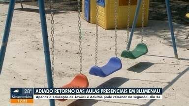 Jornal do Almoço SC Blumenau Retorno das aulas presenciais na