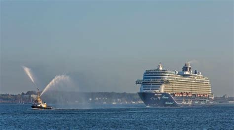 Neue Mein Schiff 1 läuft erstmals Kiel an Kreuzfahrt Blog