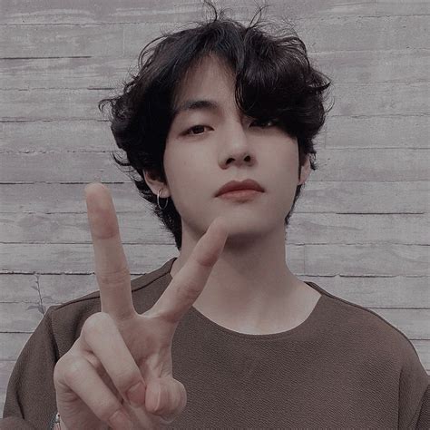 𝐭𝐚𝐞𝐡𝐲𝐮𝐧𝐠┊𝗮𝗲𝘀𝘁𝗵𝗲𝘁𝗶𝗰 › 𝗶𝗰𝗼𝗻 𝐏𝐈𝐍𝐓𝐄𝐑𝐄𝐒𝐓 Gxccitete Taehyung Kim