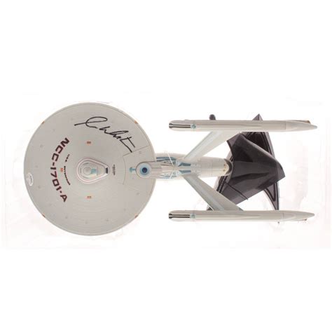 William Shatner Signed Star Trek Starship Legends 16 Ncc 1701