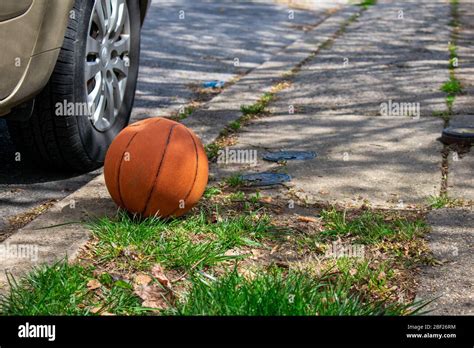 Deflated Basketball Hi Res Stock Photography And Images Alamy