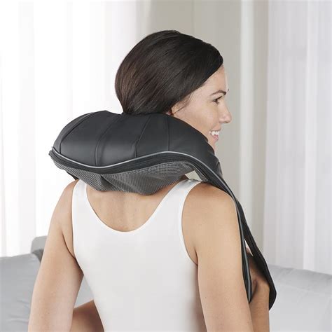 The Heated Cordless Deep Tissue Massager - Hammacher Schlemmer