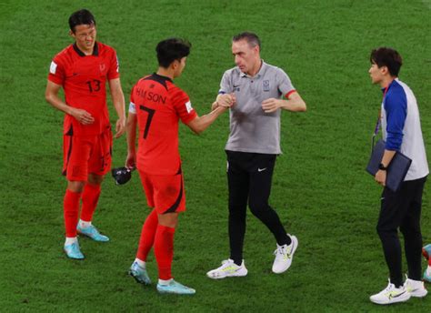 Paulo Bento Steps Down As South Korea Coach After World Cup Exit