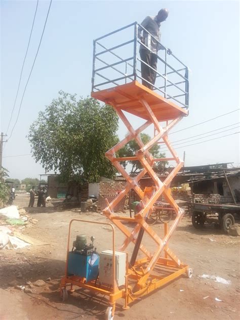 Scissor Platform Lift Working Height Feet At Rs In