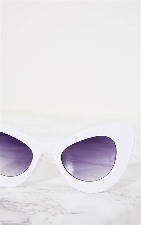 White Mega Cat Eye Sunglasses Accessories Prettylittlething