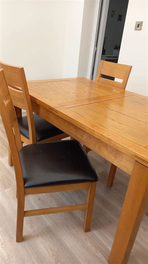 Extendable Table And Four Chairs In B Tamworth F R Zum