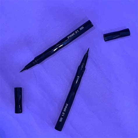 DELINEADOR EN FIBRA MARKER EYELINER PINK21