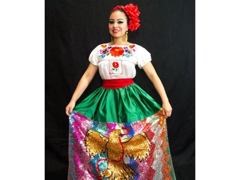 Traje Típico De Puebla Vestimenta Tradicional De Hombre Y Mujer Vlr