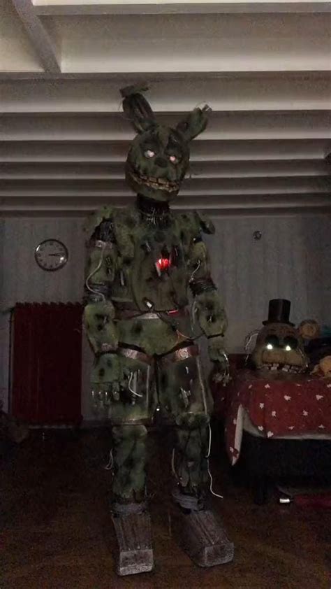 Pin Su Fnaf Cosplay Le Immagini Pi Divertenti Immagini Divertenti