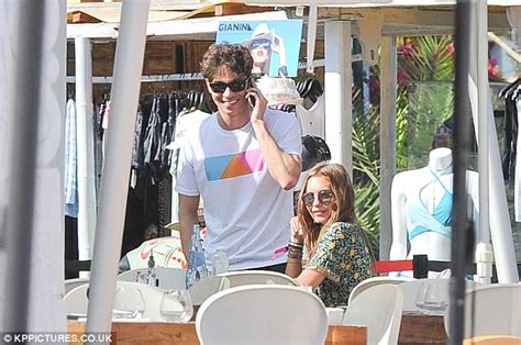 Joey Essex Puckers Up With Girlfriend Georgie Purves Daily Mail Online