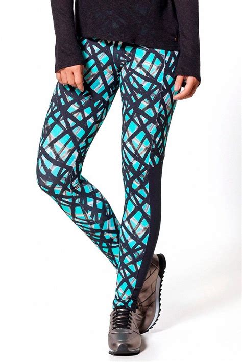 Crisscross Legging In 2020 Criss Cross Leggings Plus Size Legging