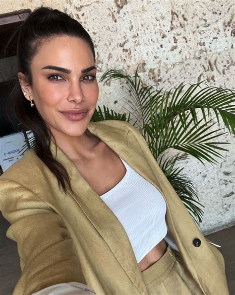 Carla Barber confiesa que le gustaría tener 4 hijos varones