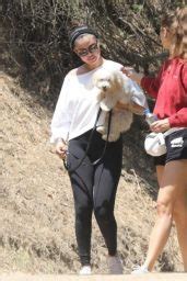 Selena Gomez In Puma Leggings And A White Bra Top 12 19 2018