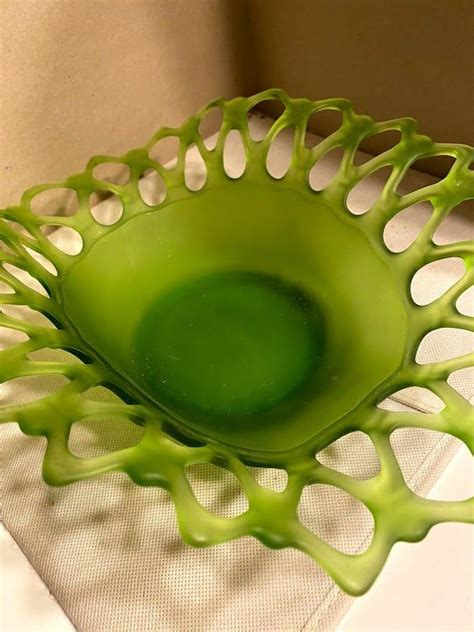 Large Forest Green Frosted Glass Bowl W Lace Reticulated Ruffle Frosted Green Glass