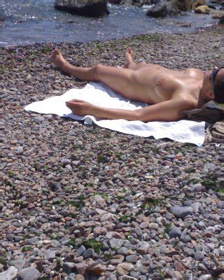 Tanning Nude Hottie Exposes Her Perfect Body Porn Pictures XXX Photos Sex Images 3036630 PICTOA