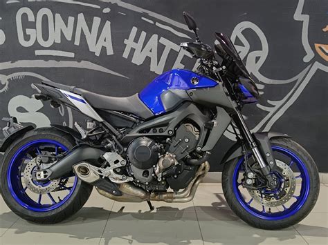 Купить б у Yamaha MT 09 FZ 09 инжектор 6 передач в Москве синий naked bike 2018 года по цене