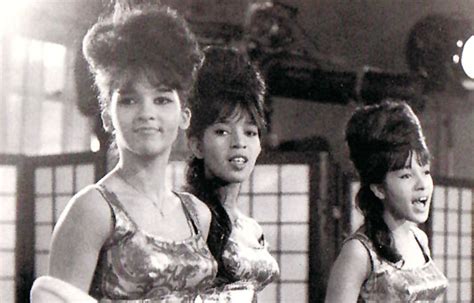 The Ronettes Page