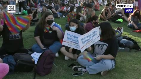 Celebrations As Chile Approves Same Sex Marriage Bill Video Dailymotion