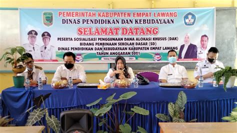 Pembangunan Sekolah Melalui Dak Papan Merk Harus Dipasang