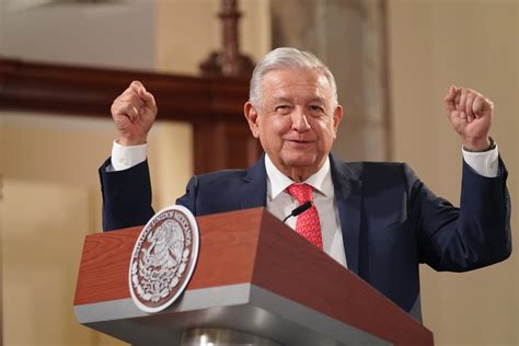 Jorge Ramos respondió a AMLO y le recordó que las dictaduras de Cuba