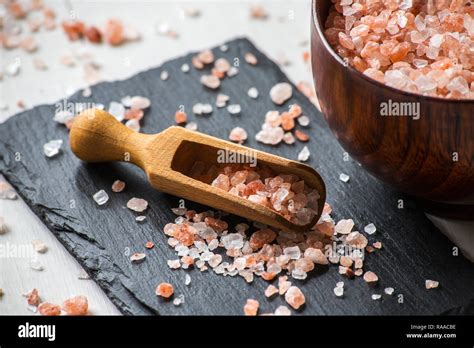 himalayan crystal salt Stock Photo - Alamy