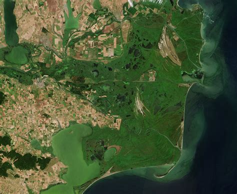 Esa Revealing Coastline Dynamics Of The Danube Delta