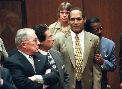 Muri O J Simpson Ex Estrella De La Nfl La Historia Del Juicio Del