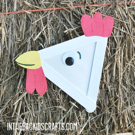 Rooster Craft {with FREE template} • In the Bag Kids' Crafts