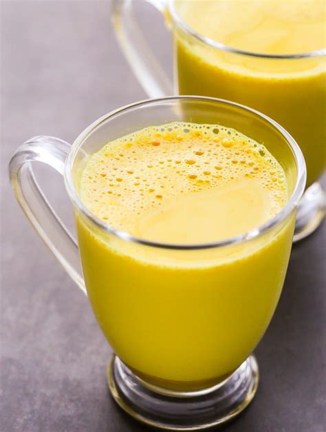 Spiced Pear Smoothie Recipe With Yogurt Everyday Easy Eats
