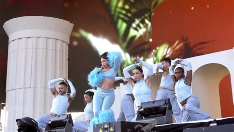 Coachella 2024 Qué Artistas Latinos Se Presentarán En El Popular