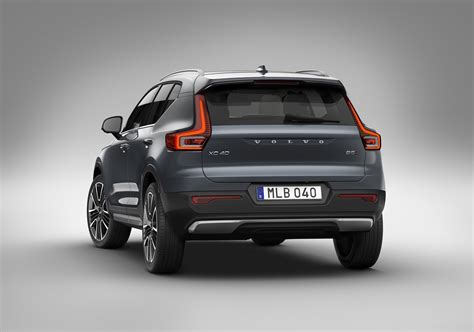 Xc40 Awd Inscription Expression In Denim Blue Metallic Volvo Car Usa Newsroom