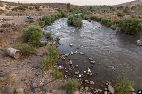 2022-08-24 Jordan River Water Levels Continue to Decrease – VOA英语教学网 – VOA LEARNING ENGLISH