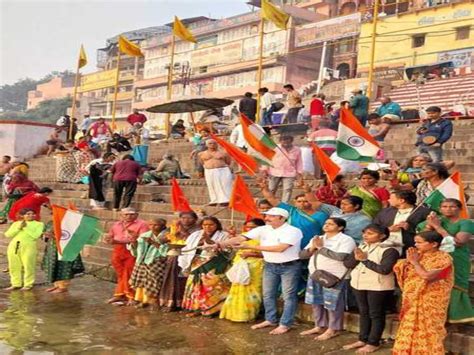 Namami Gange Performed Ganga Aarti With Tamil Guests नमामि गंगे ने तमिल मेहमानों संग की गंगा