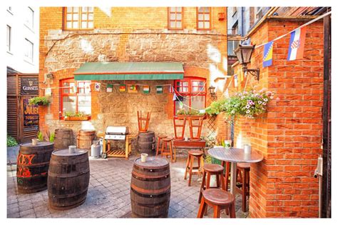 5 BEST Hostels in Dublin (2024 Insider Guide)