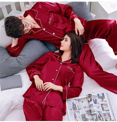 Conjunto de pijama de satén de seda para hombre y mujer ropa de dormir