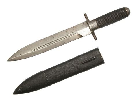 Pin by Шаньгин Данил on НОЖ | Push dagger, Handmade knives, Knives and ...