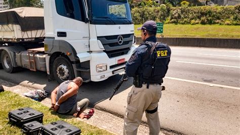 Caminhão roubado é recuperado e ladrão de cargas é preso na Dutra