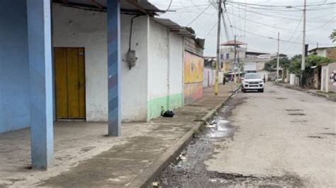 Hallan Una Cabeza Humana A Las Afueras De Un Colegio En Ecuador