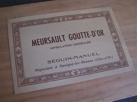 étiquette vin ancienne Meursault Goutte d or seguin Manuel wine label