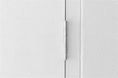 Stainless hinges for modern home,stainless door hinges on white door ...