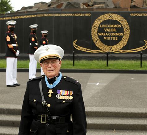 Iwo Jima Medal of Honor recipient recounts battle experiences - Aerotech News & Review