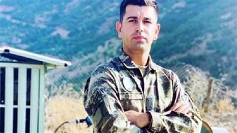 hakkariden aci haber geldi cig altinda kalan bir asker sehit oldu