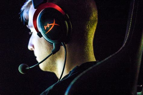 HyperX Cloud Chat และ Cloud Stinger ได้รับอนุญาตอย่างเป็นทางการในฐานะหู ...