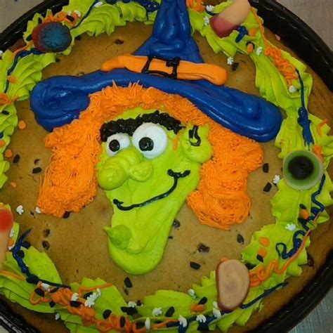 Halloween Witch Cookie Cake | Halloween cakes, Halloween witch cookies ...