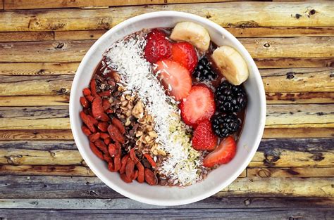 Tres RECETAS de bowls saludables que te encantarán