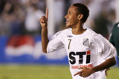 Como Foi A Estreia De Neymar No Santos Aos 17 Anos Revista Santista