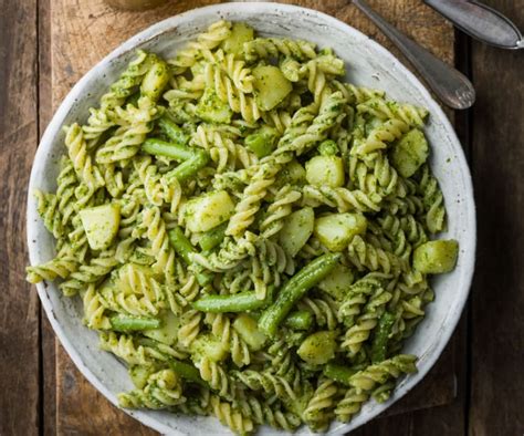 Basil Pesto Fusilli Pasta With Green Beans Potatoes Recipes Daily