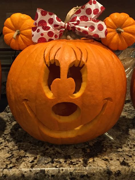 Minnie Mouse Pumpkin Carving Template