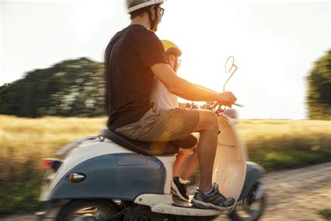 Kinder Auf Dem Roller Mitnehmen Regeln Und Sanktionen